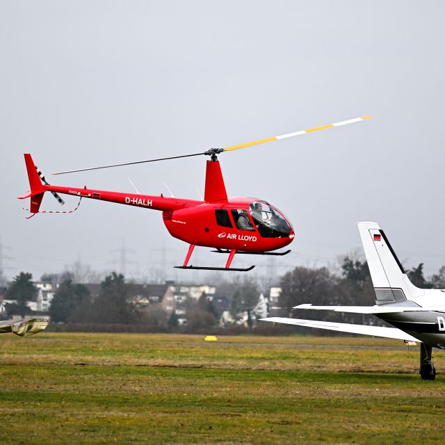 AIR LLOYD - D-HALH helicopter midair